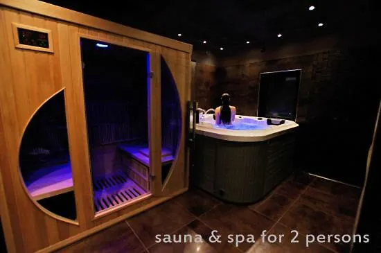 Murter-Center, Studio For 2 With Sauna &Jacuzzi *